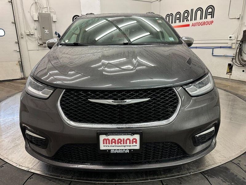 2023 Chrysler Pacifica LimitedImage 11