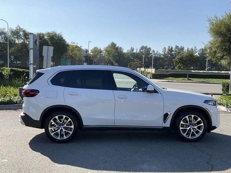 2024 BMW X5 sDrive40iImage 9