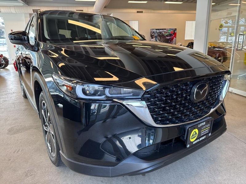 2022 Mazda CX-5 2.5 S Premium Package