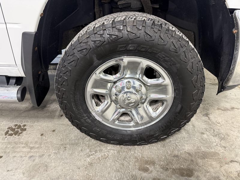 Used 2017 RAM 2500 TradesmanImage 5