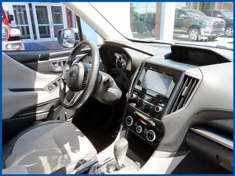Used 2019 Subaru Forester PremiumImage 8