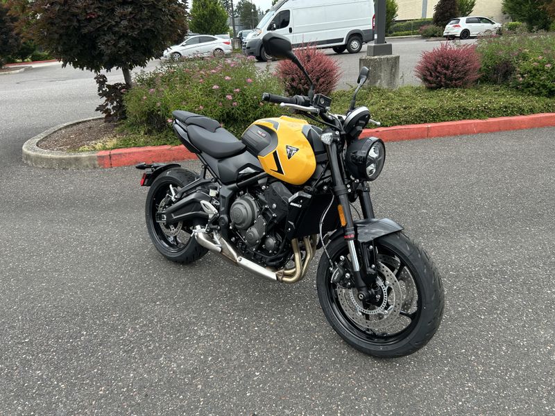 New 2026 Triumph TRIDENT 660 