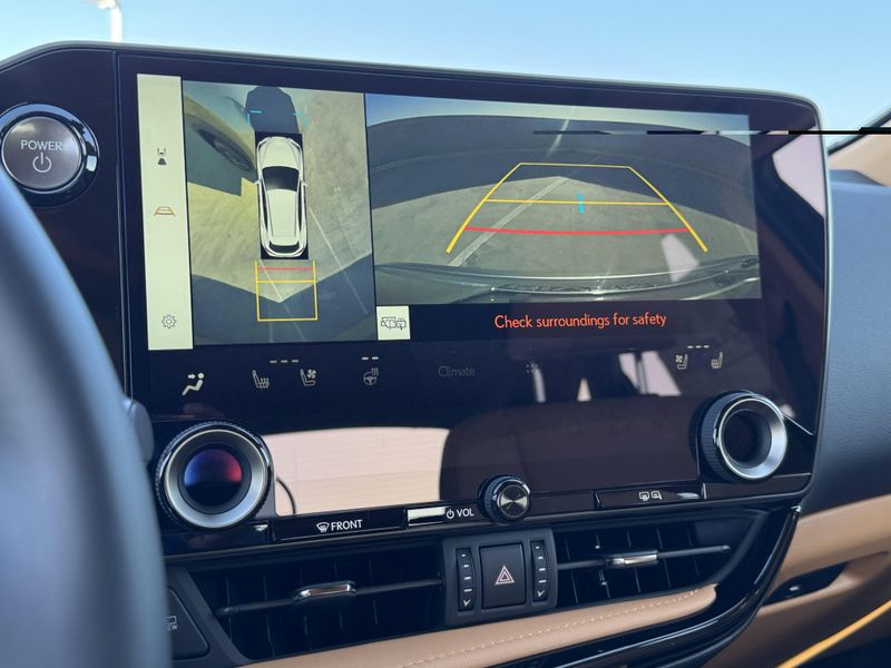 New 2026 Lexus NX 450h+ PremiumImage 28