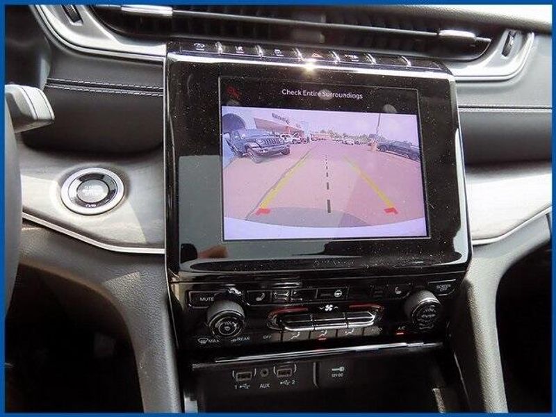 Used 2022 Jeep Grand Cherokee LimitedImage 18
