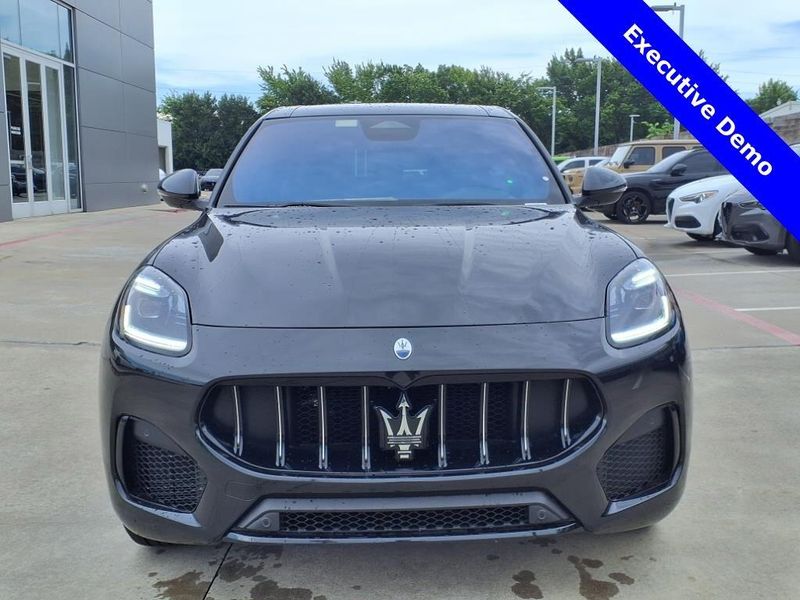 New 2025 Maserati Grecale Image 4