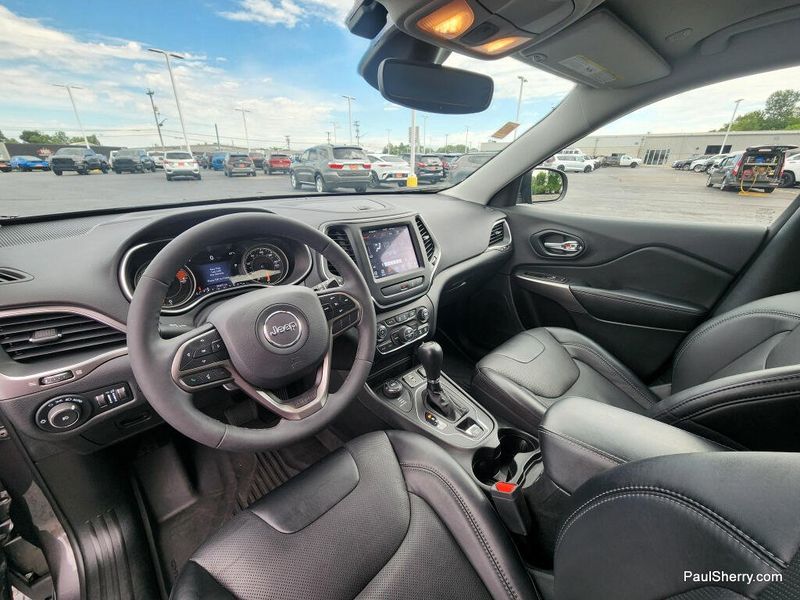 Used 2022 Jeep Cherokee Latitude Lux