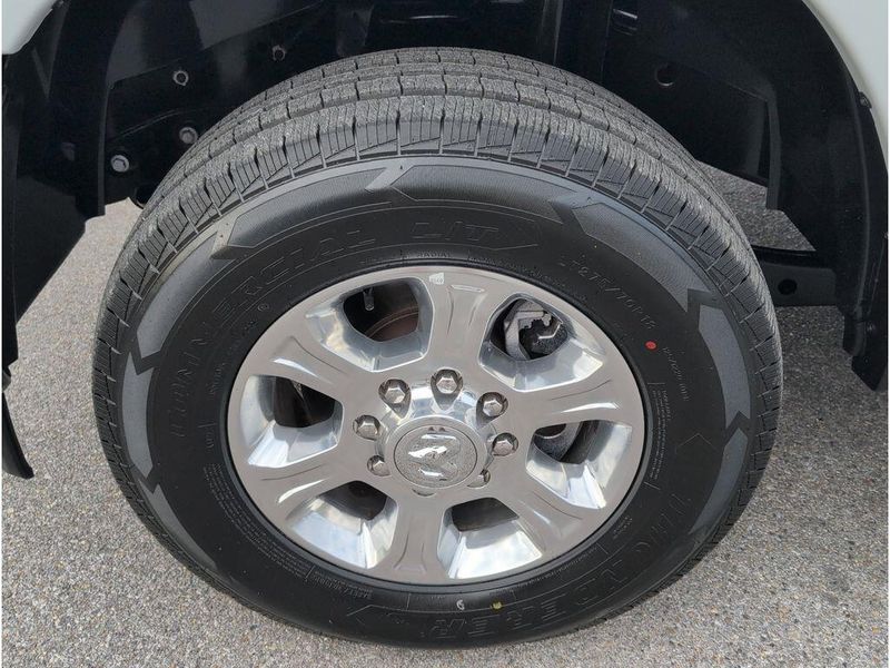 Used 2024 RAM 2500 Big HornImage 9