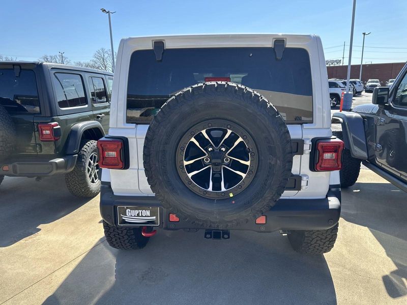 2025 Jeep Wrangler 4-door Rubicon XImage 9