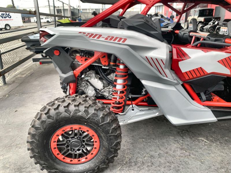 New 2025 Can-Am MAVERICK X3 MAX X RS TURBO RR SMART-SHOX Image 16