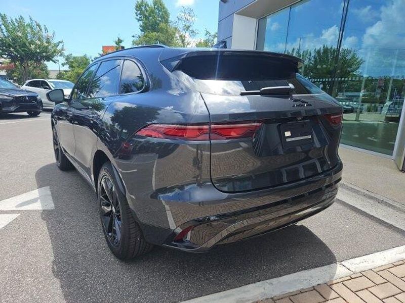 2025 Jaguar F-PACE R-Dynamic S
