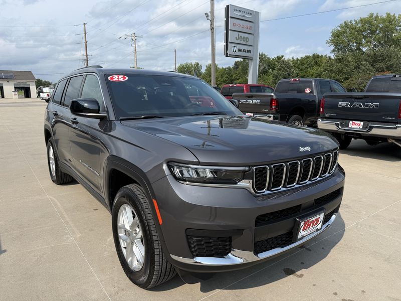 Used 2025 Jeep Grand Cherokee L LaredoImage 35