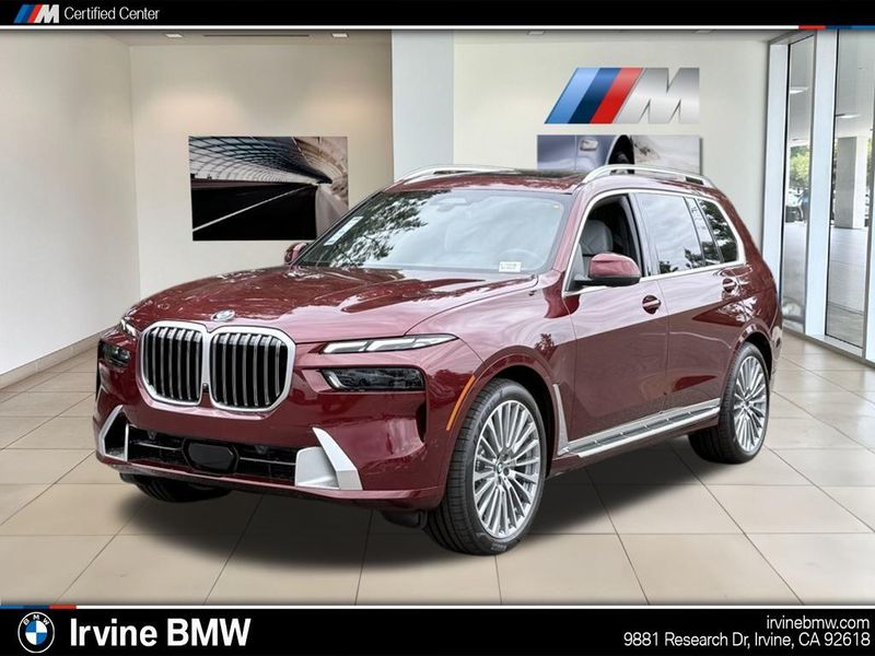 2025 BMW X7 xDrive40iImage 1
