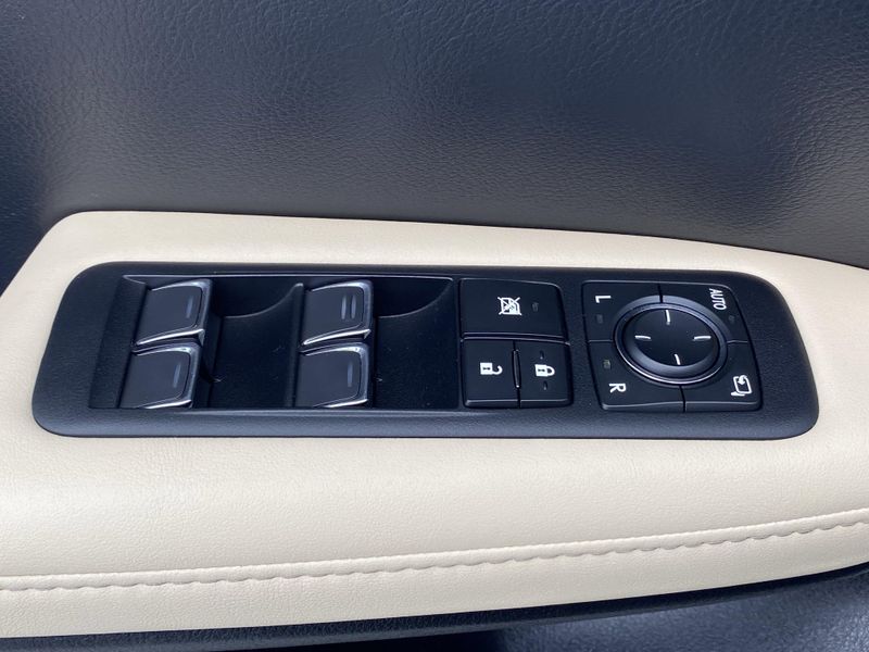 2022 Lexus RX 350Image 20