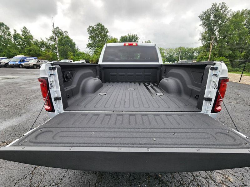 New 2026 RAM 2500 Big Horn Crew Cab 4x4 6'4' Box