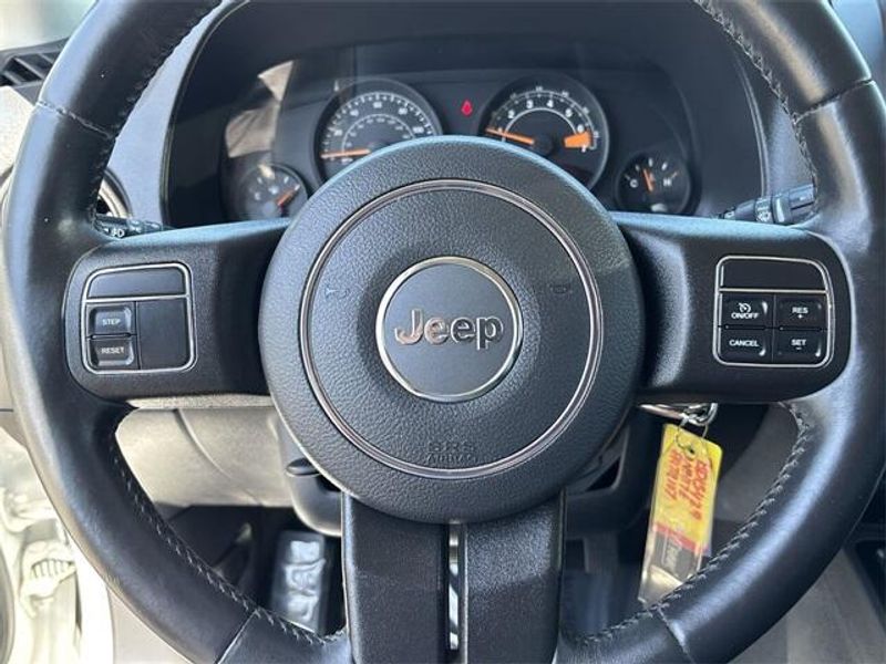 Used 2016 Jeep Patriot LatitudeImage 21