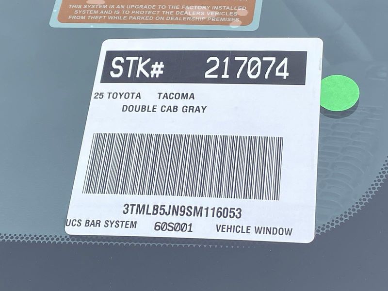 2025 Toyota Tacoma SR5Image 21