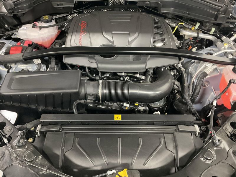 New 2025 Alfa Romeo Stelvio AwdImage 20