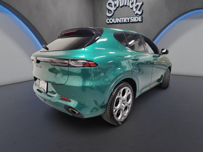 Used 2025 Alfa Romeo Tonale Tributo Italiano eAWDImage 14
