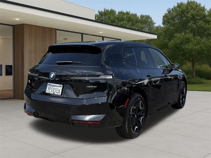 Used 2025 BMW iX xDrive50Image 6