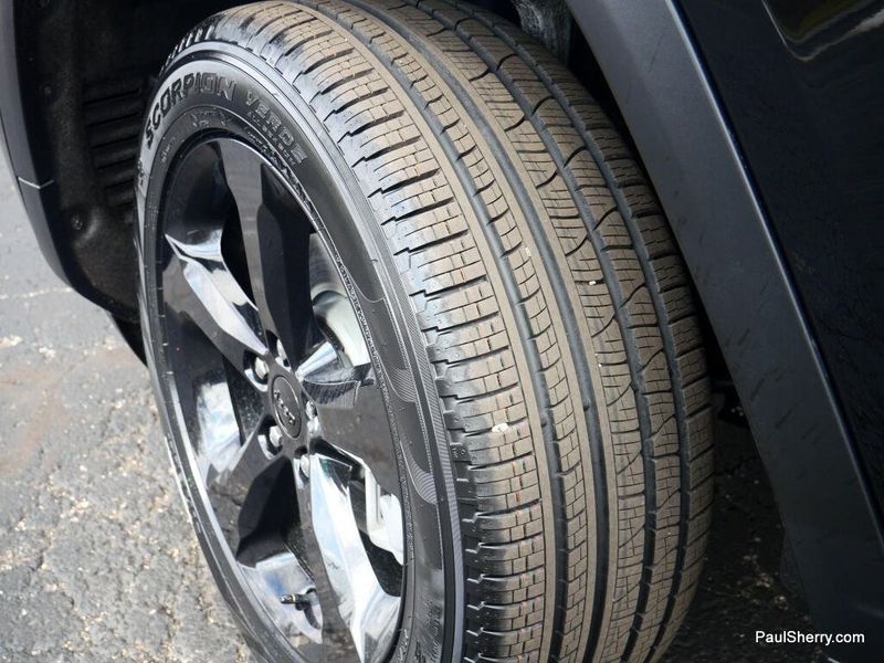 New 2026 Jeep Grand Cherokee Limited 4x4