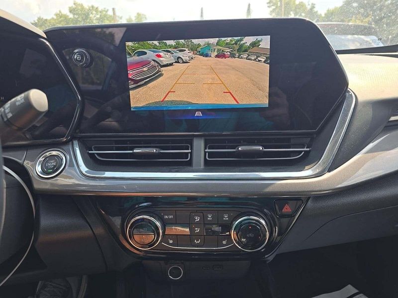 2025 Chevrolet Trax ACTIV photo 4