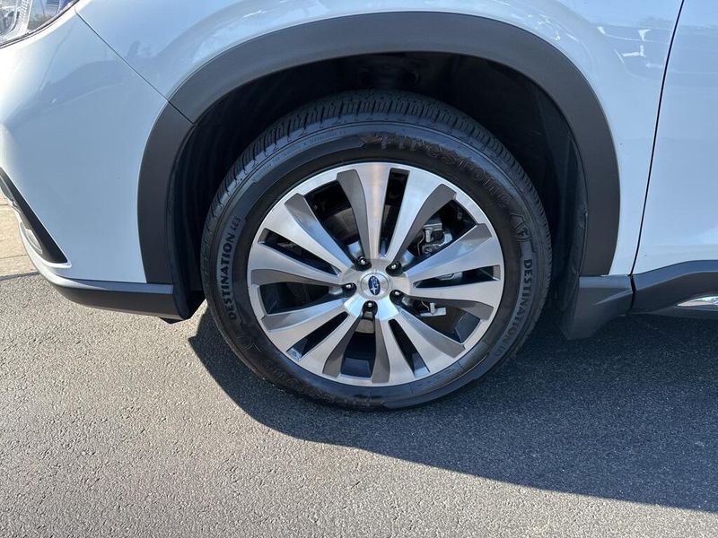 2022 Subaru Ascent LimitedImage 11
