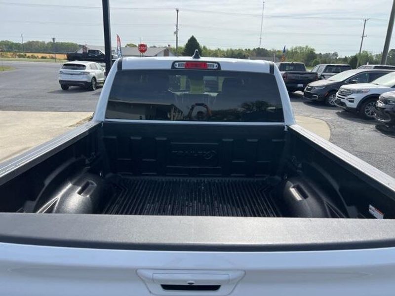 2024 RAM 1500 LaramieImage 7