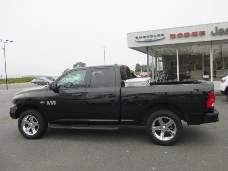 Used 2018 RAM 1500 ExpressImage 12