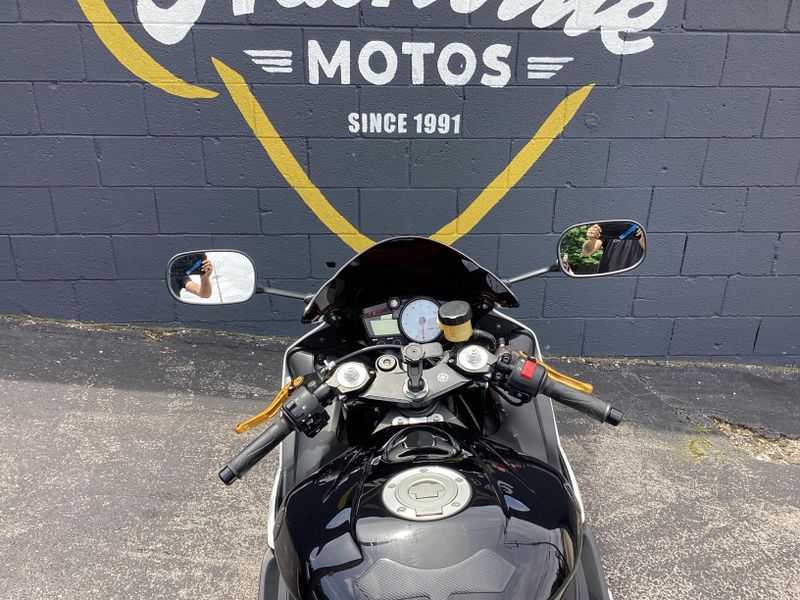 2005 Yamaha YZF R6 