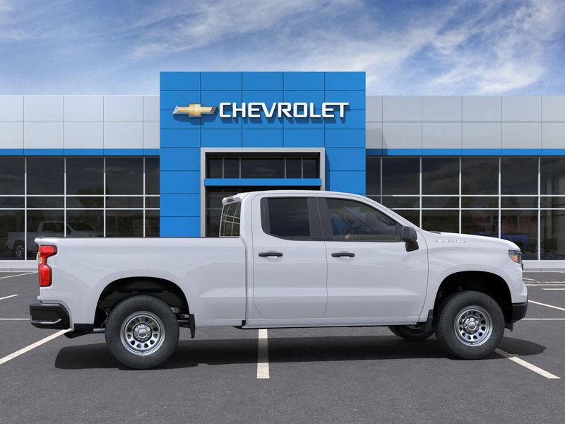 2025 Chevrolet Silverado 1500 Work TruckImage 5