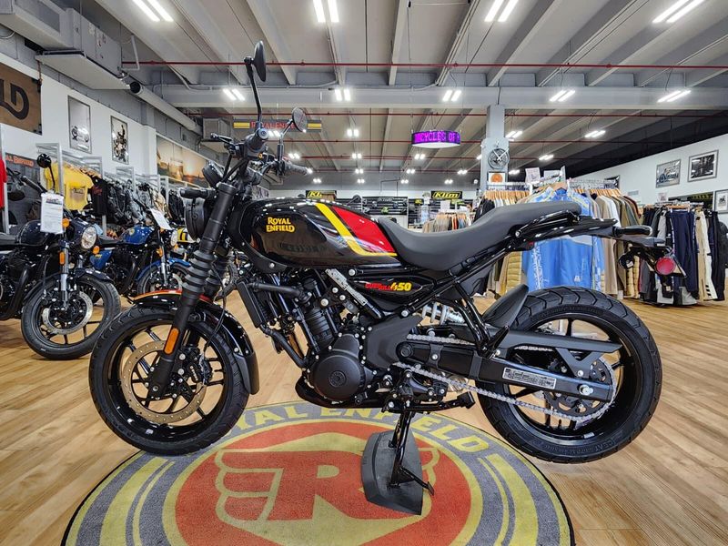 New 2026 Royal Enfield Guerrilla Image 5