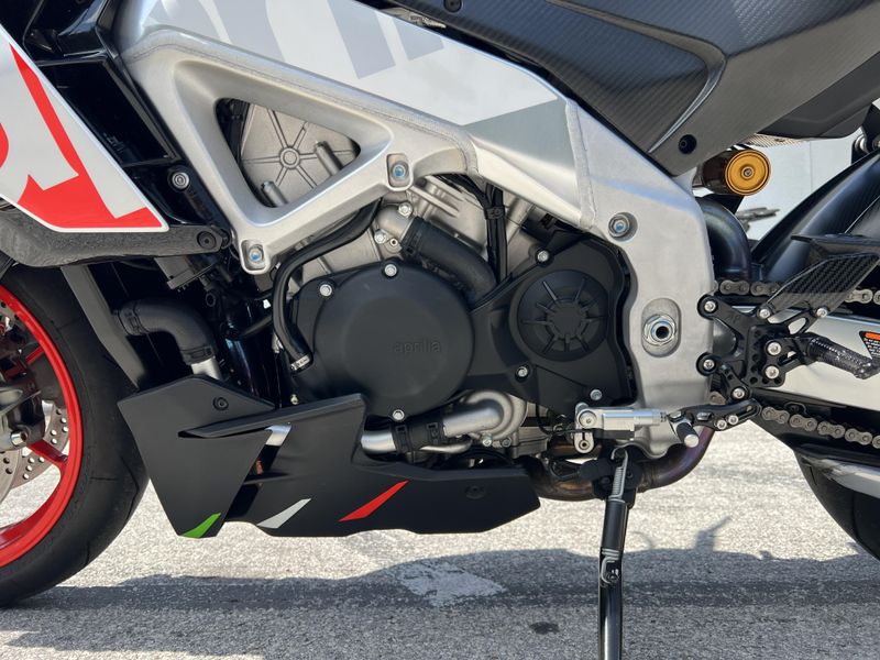 2024 Aprilia Tuono V4 Factory 1100 