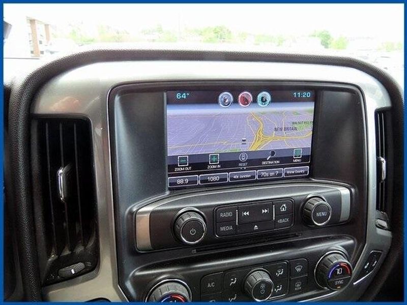 2015 Chevrolet Silverado 2500HD LTImage 17