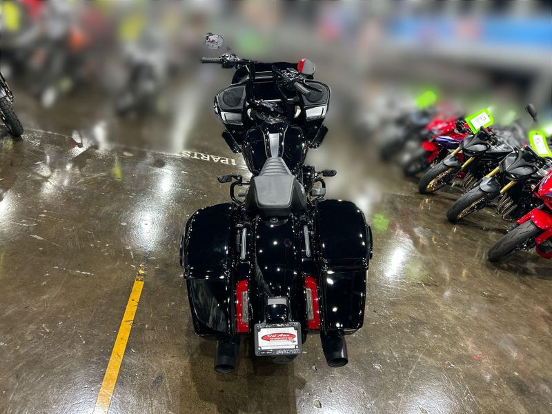 Used 2025 Harley-Davidson ROAD GLIDE Image 14