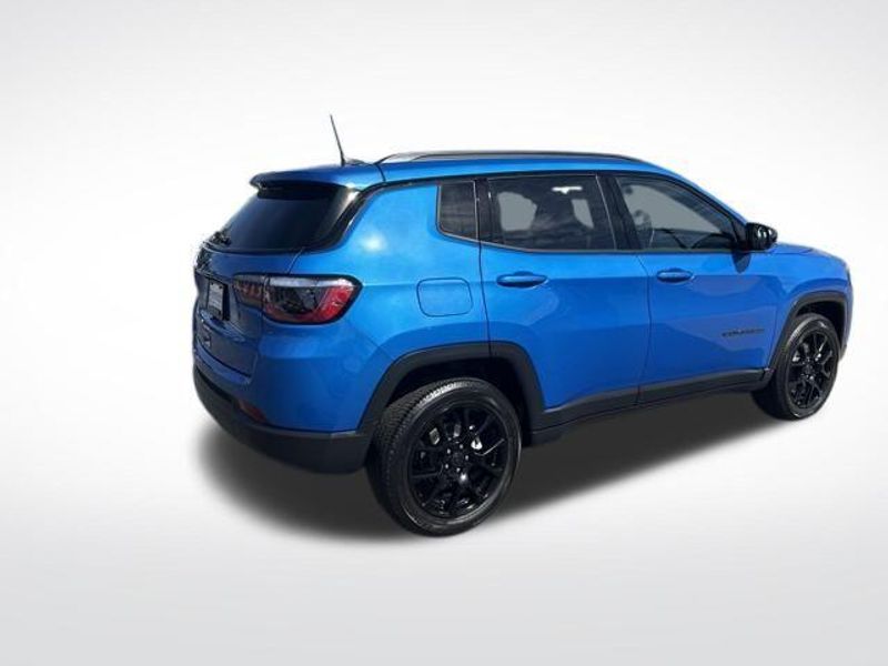 2026 Jeep Compass Latitude2026 Jeep Compass Latitude Altitude
