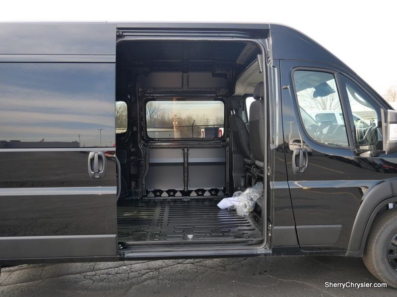 2024 RAM Promaster 2500 Slt+ Window Van High Roof 159