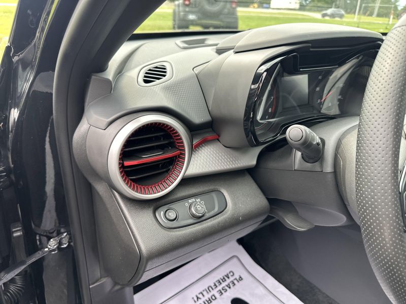 2024 Chevrolet Trax 1RSImage 22