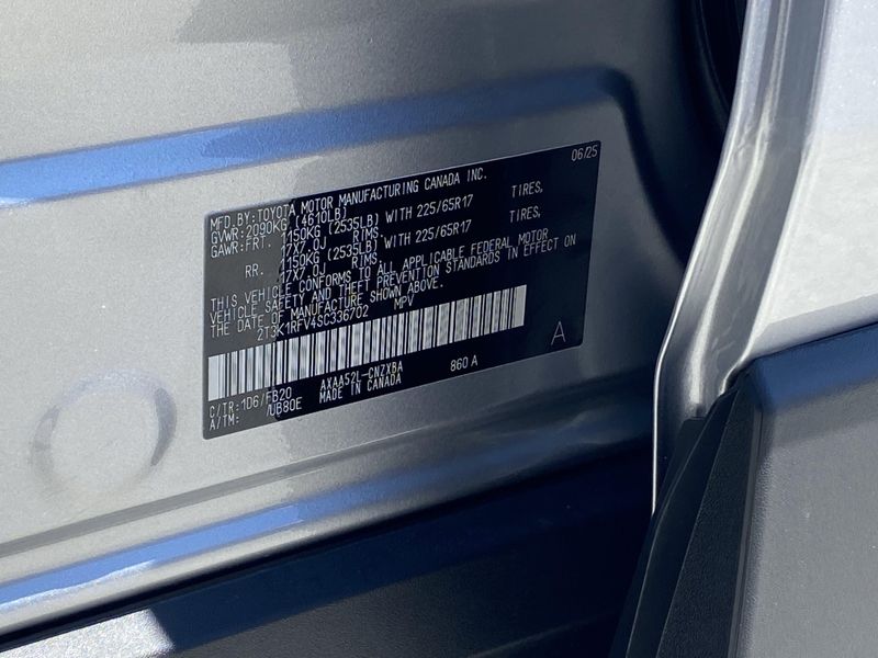 New 2025 Toyota RAV4 LEImage 19