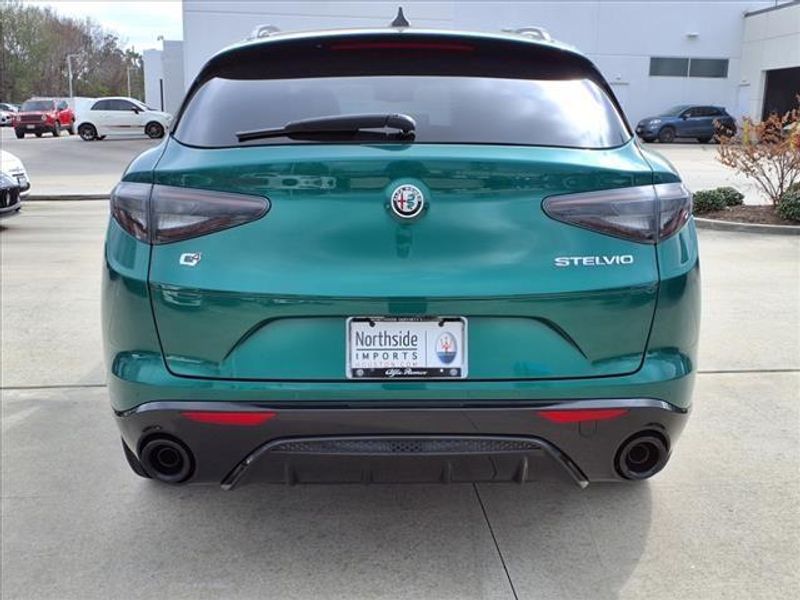 New 2025 Alfa Romeo Stelvio AwdImage 12