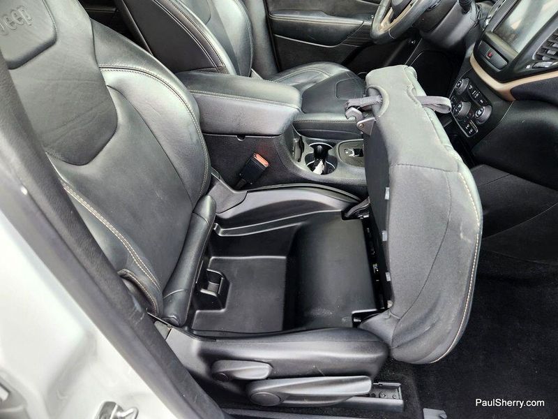 2016 Jeep Cherokee LimitedImage 4