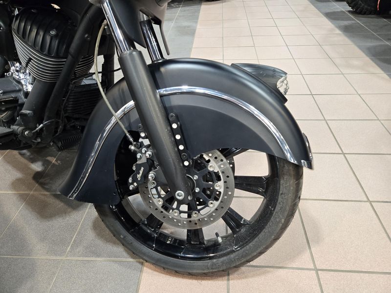 2016 Indian Motorcycle CHIEFTAIN DARK HORSE 49S THUNDER BLACK SMOKE Image 21
