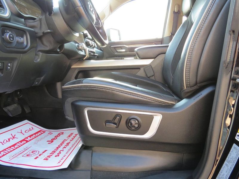 Used 2020 RAM 1500 Laramie 4x4 4dr Crew Cab 5.6 ft. SB PickupImage 11