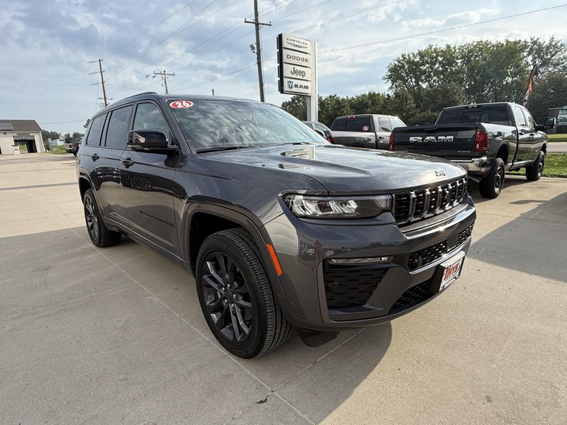 Used 2026 Jeep Grand Cherokee L Limited ReserveImage 36