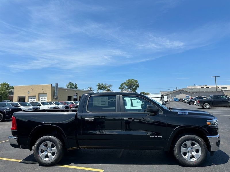 2025 RAM 1500 Big Horn Crew Cab 4x4 5