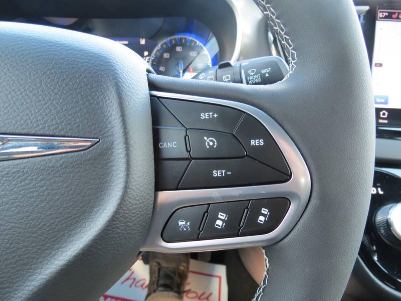 New 2025 Chrysler Voyager LX 4dr Mini VanImage 14