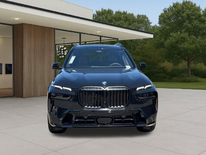 New 2027 BMW X7 xDrive40iImage 4