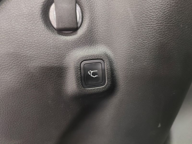 Used 2022 Jeep Compass Trailhawk Elite 4X4 w/Sunroof/NavImage 26