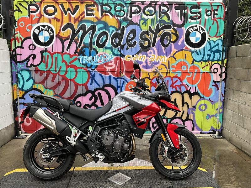 2023 Triumph TIGER 850 SPORT in a DIABLO RED / GRAPHITE exterior color. BMW Motorcycles of Modesto 209-524-2955 bmwmotorcyclesofmodesto.com 