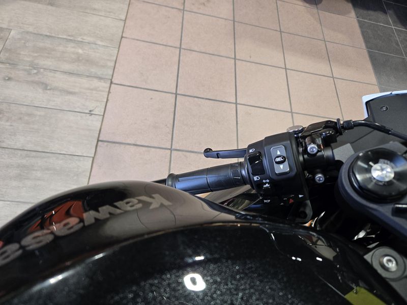 NEW 2026 KAWASAKI NINJA ZX6R ABS Image 16