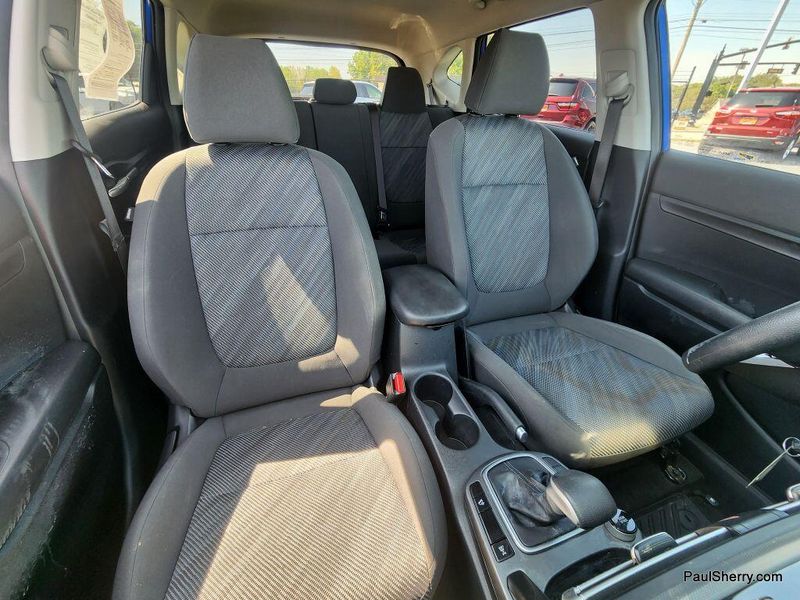 Used 2023 Kia Seltos LX